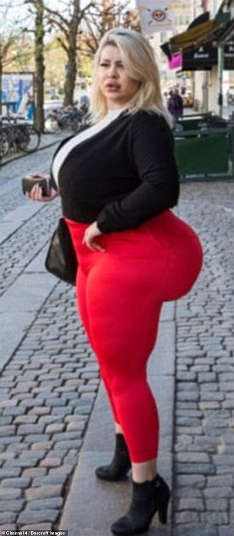 fattest asses|Model attempts to put on 25kg to have the world’s biggest bum